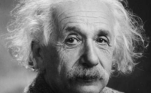 爱因斯坦悼念玛丽·居里的悼词