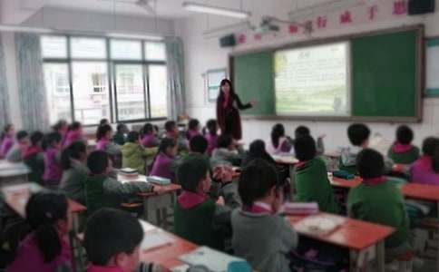 浅论对外汉语教学中的词汇教学