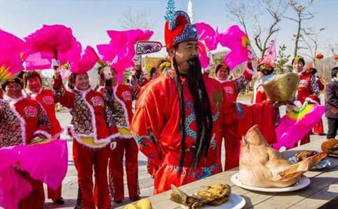 关于中华的传统节日作文汇编十篇