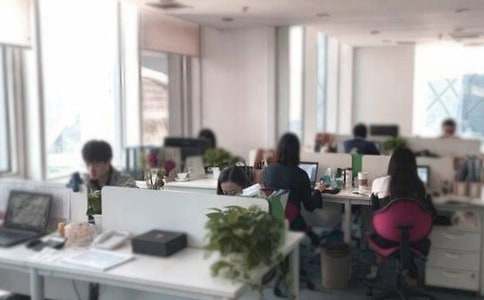 关于办公室文员的辞职报告6篇