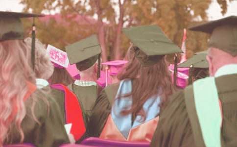 祝贺毕业的祝福语简短