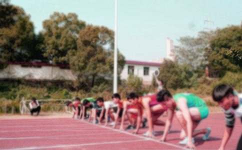 致长跑运动员广播稿(合集15篇)