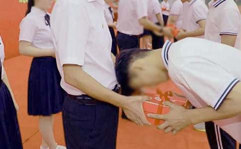 （推荐）十八岁成人礼家长寄语