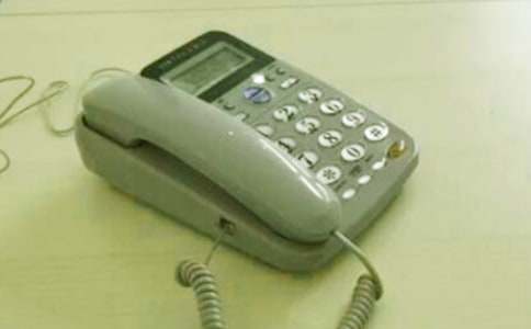 职场礼仪技巧 职场礼仪之接电话的技巧