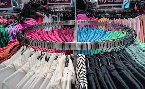 服装店店长年终总结6篇