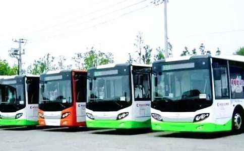 公交车上作文优选（15篇）