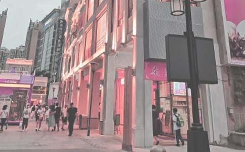 南昌秋水广场导游词