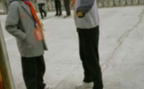 小学六年级勤俭节约红领巾广播稿