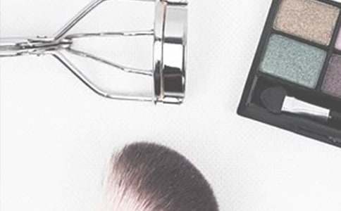 化妆品广告语(通用15篇)