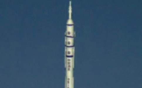 中班语言老鼠坐上火箭炮教案