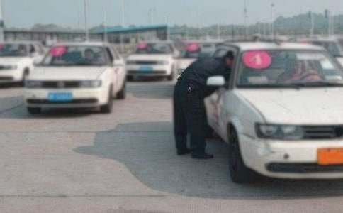 赠驾校锦旗标语110句