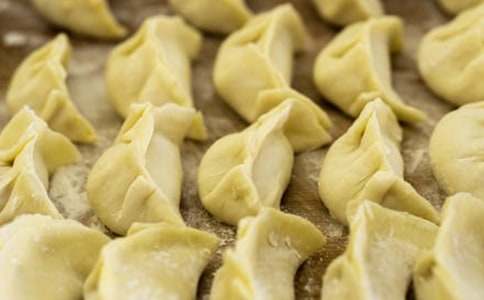 过年包饺子作文(15篇)