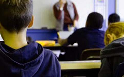 幼儿教育随笔-公益广告就在我们身边