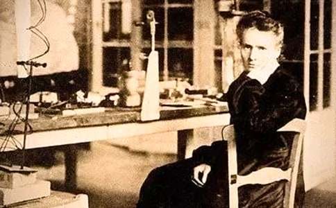 《居里夫人传》读后感集锦15篇