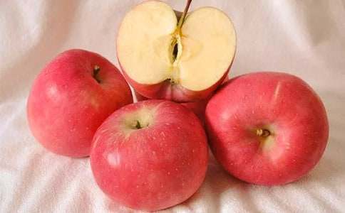 想吃苹果的小老鼠教案