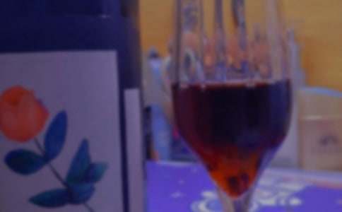 葡萄酒创意广告语