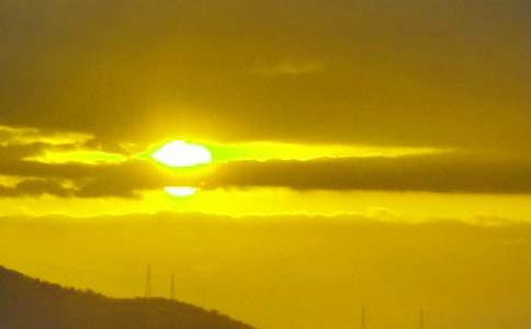 《海上日出》教案