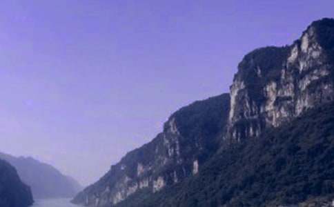 关于三峡的导游词8篇