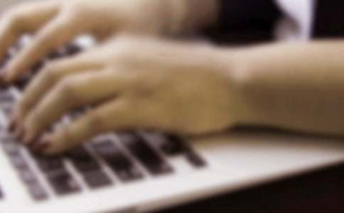 塑料交易B2B电子商务平台广告语：商无界一手牵