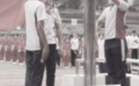 幼儿园升国旗讲话稿