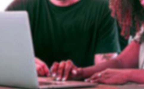 服装网络营销策划书