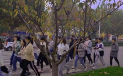 早操迟到检讨书(实用)