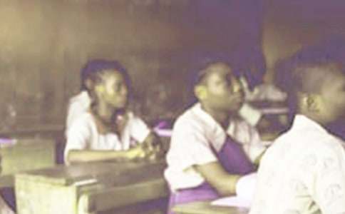 【必备】中学生的保证书四篇