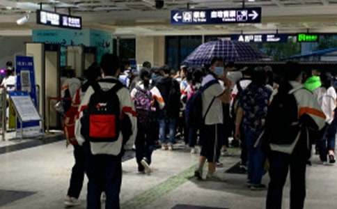 2022年简单的中学生的励志语录集锦54条