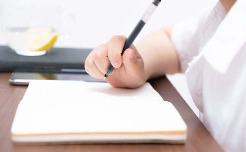 实用的小鸡写作文集锦六篇