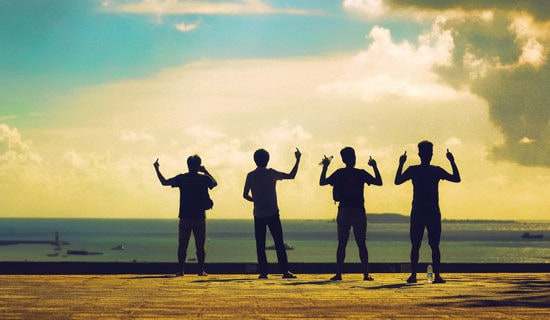 送给出国深造朋友的祝福语