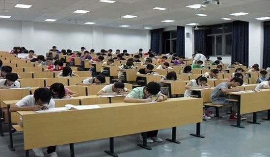 大学生诚信考试保证书